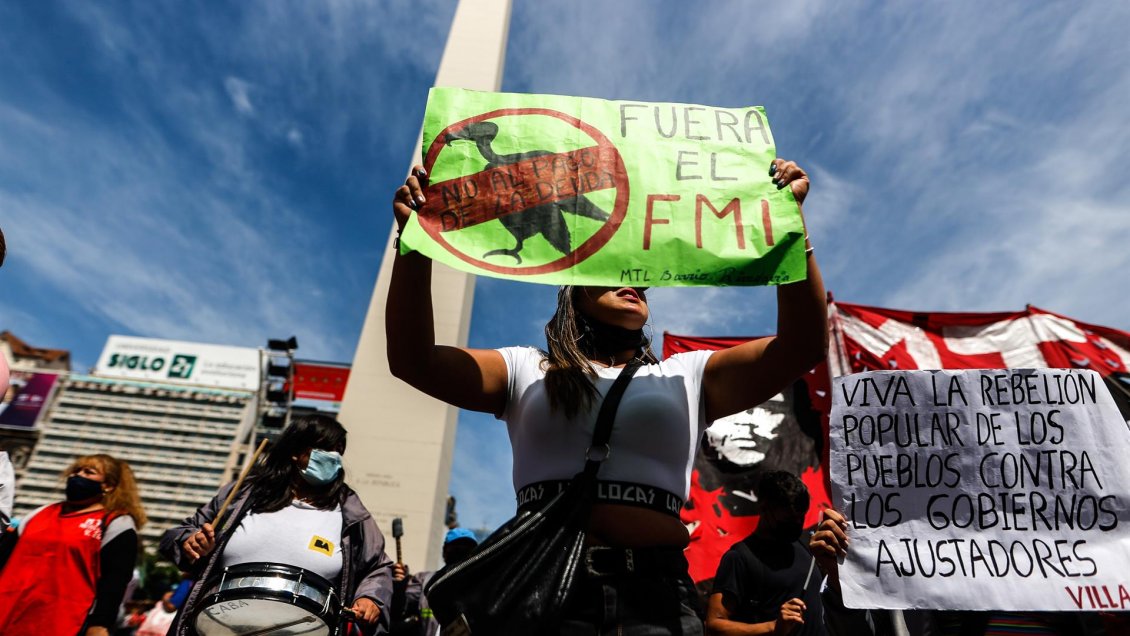 Argentina apura negociaciones con FMI entre dudas de si entrará en “default”