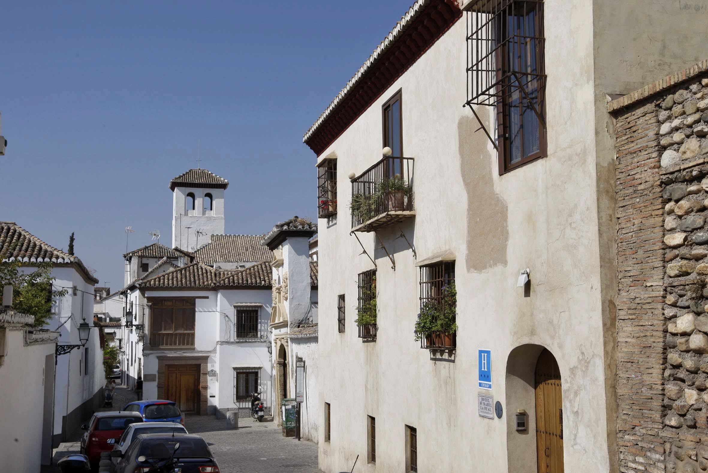 Hotel Santa Isabel La Real en Granada/González Molero