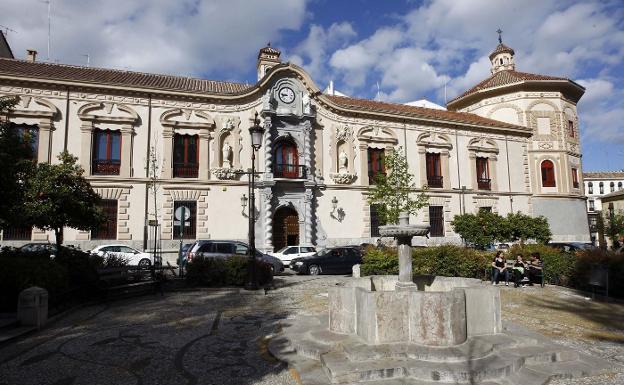 La sede del Consejo Consultivo de Andalucía se halla en el Palacio de Bibataubín de Granada. /IDEAL